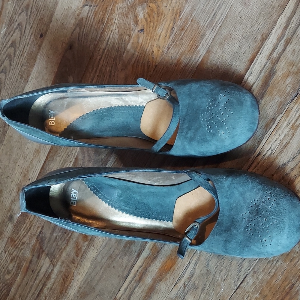 M&M 4 for $12 shoes